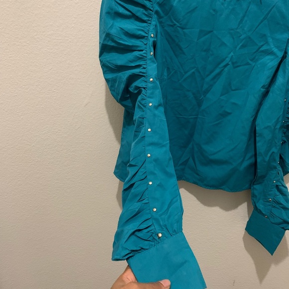 True Destiny elegant blouse - Picture 4 of 10